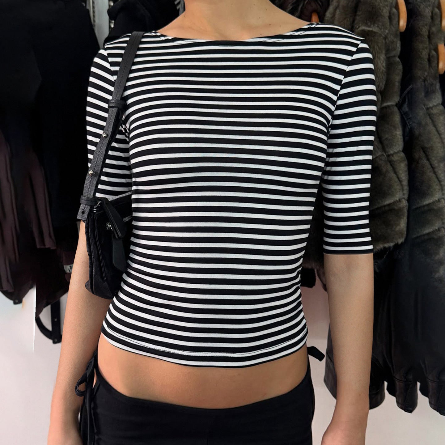 Round neck comfortable striped women's long sleeved shirt