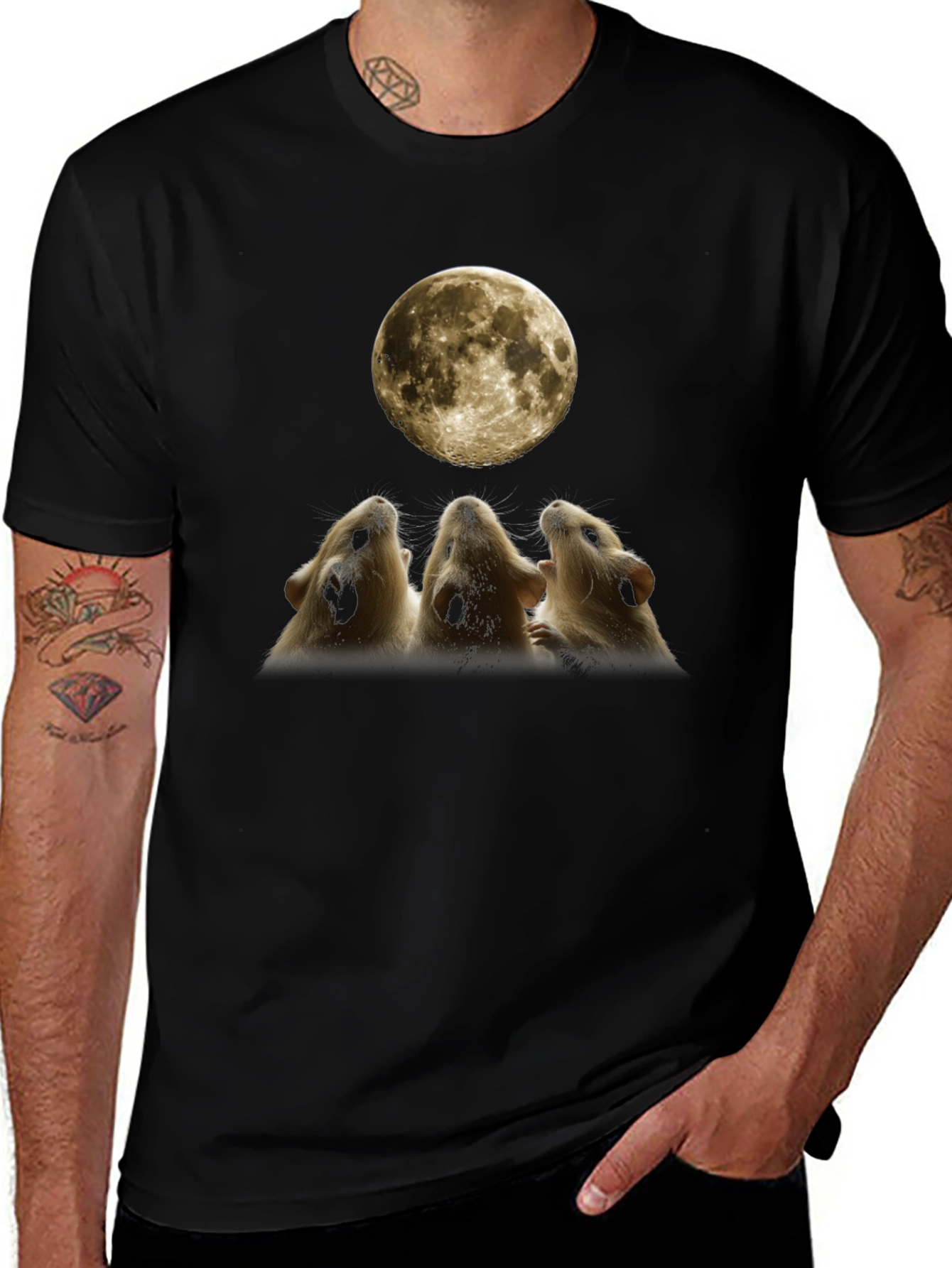 Guinea Pig Howling at Moon Graphic Tee