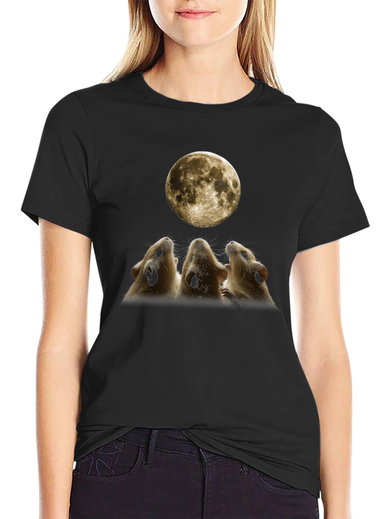 Guinea Pig Howling at Moon Graphic Tee