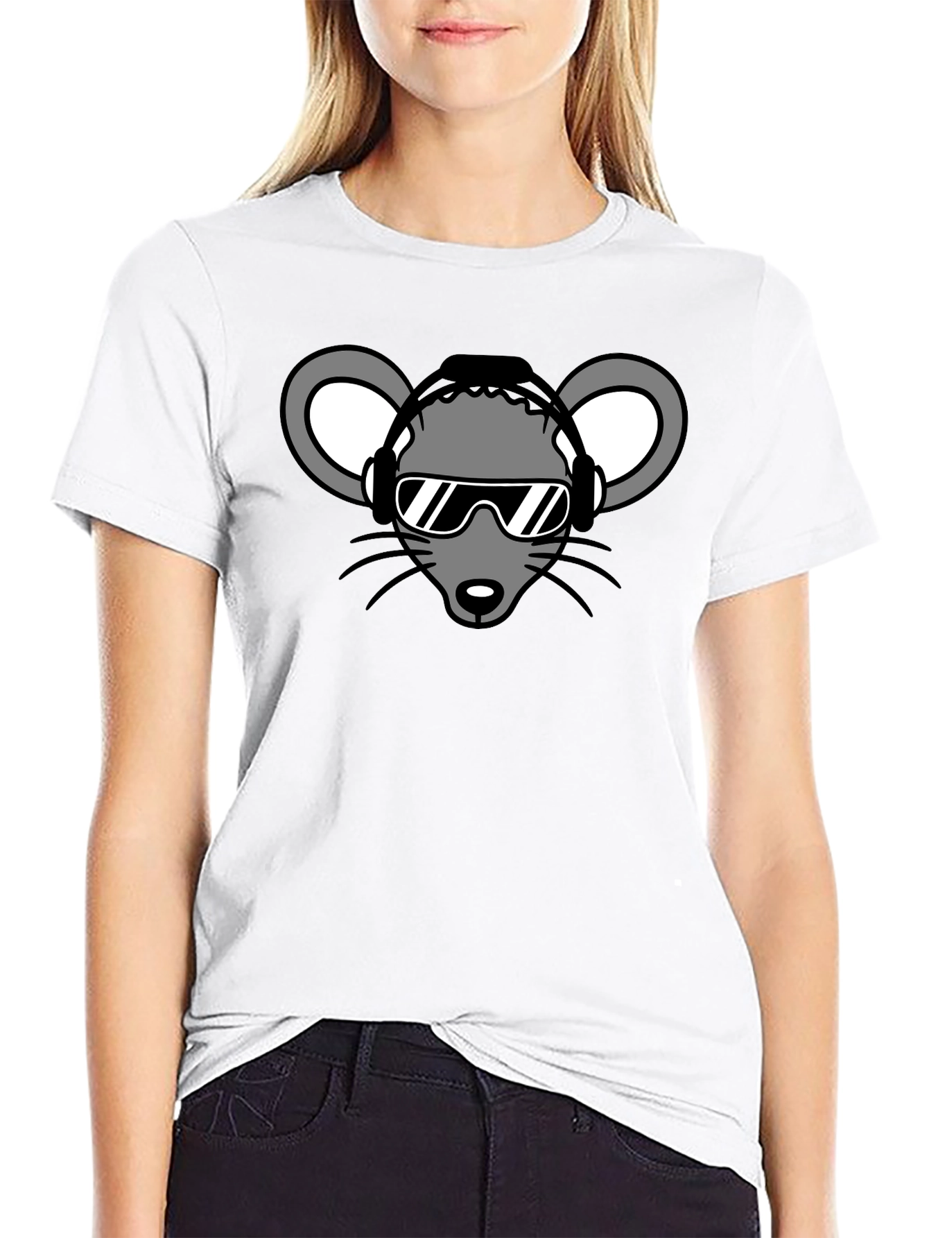 DJ Mouse Graphic Tee - Cool & Unique!