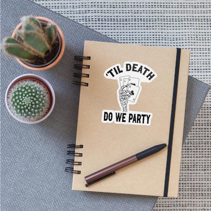 Bachelorette Party Groom Or Die Playing Cards