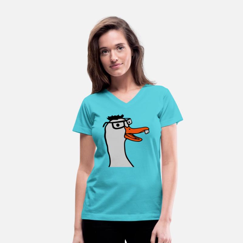 horn-rimmed glasses