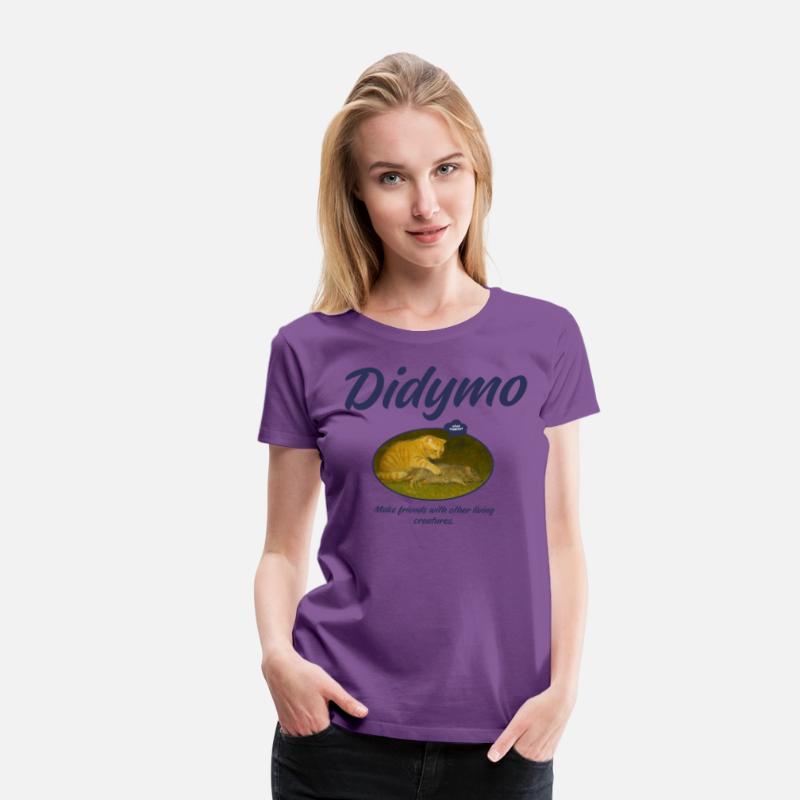 Humorous Cat Mouse Friendship Design