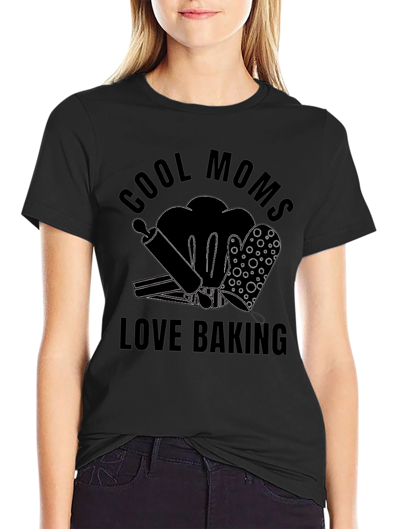 Cool Moms Love Baking T-Shirt